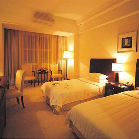 פושאן Clifford Golden Lake Hotel חדר תמונה
